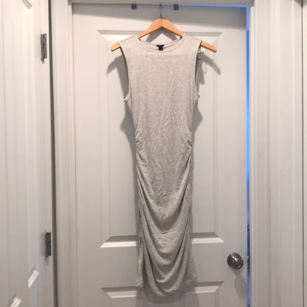 NWT Ann Taylor Gray ruched midi dress.